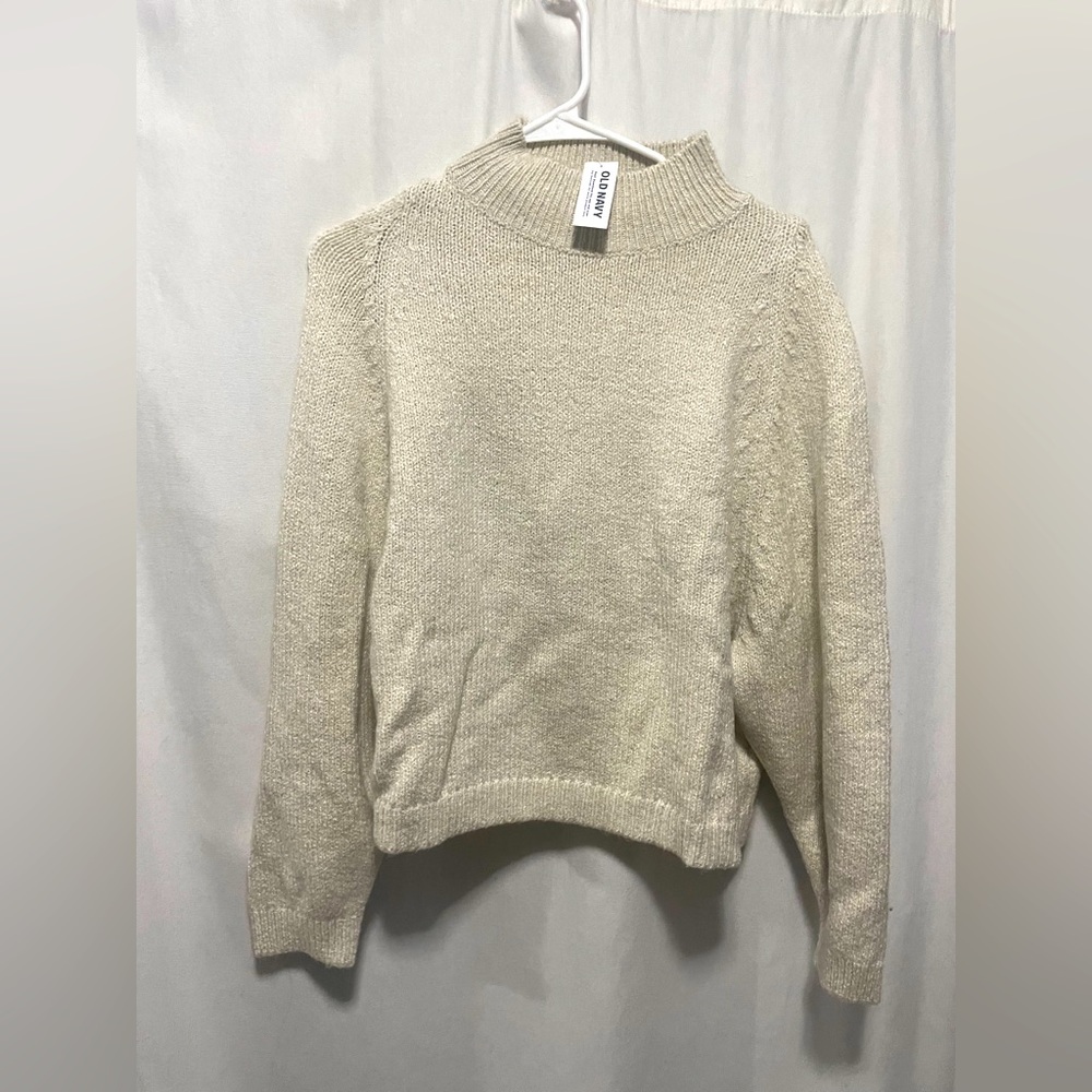 Old Navy sweater NWT
